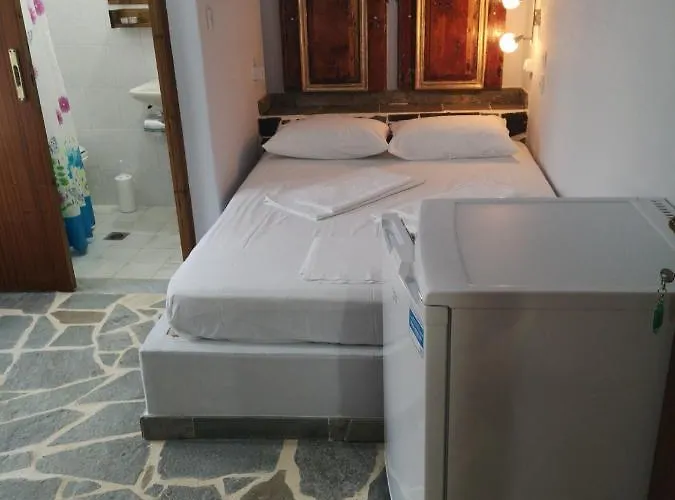 Arleta's Sunny ゲストハウス 3*