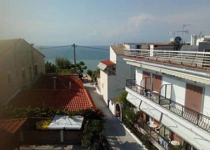 ゲストハウス Arleta's Sunny 3*